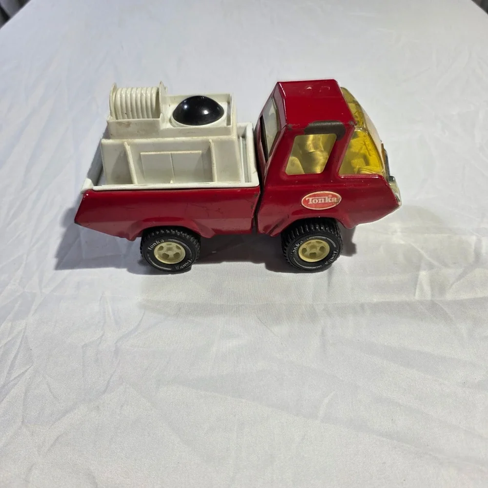 Vintage Tiny Tonka Red Pumper Fire Truck Pressed Steel Toy 1970s Made in USA
